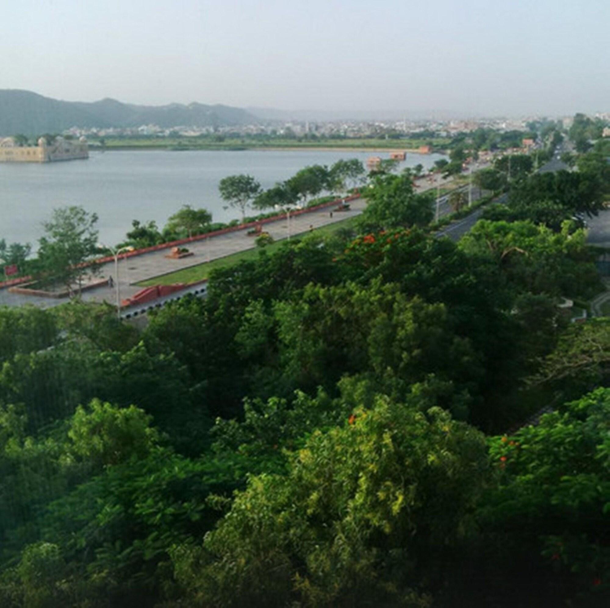 Regenta Central Jal Mahal, Dzsaipur Kültér fotó